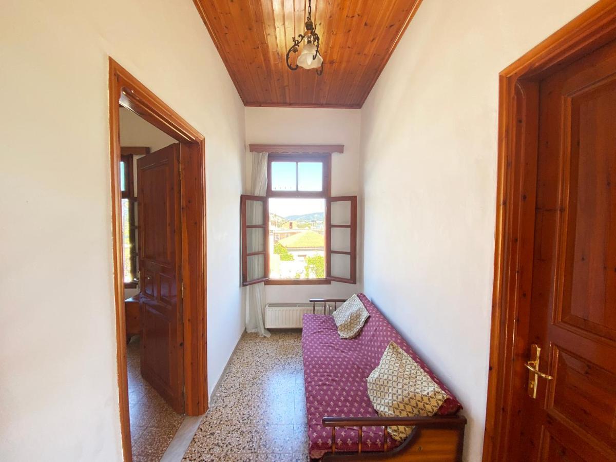 Dusk Apartments With Stunning Mountain View Chania  Exterior photo